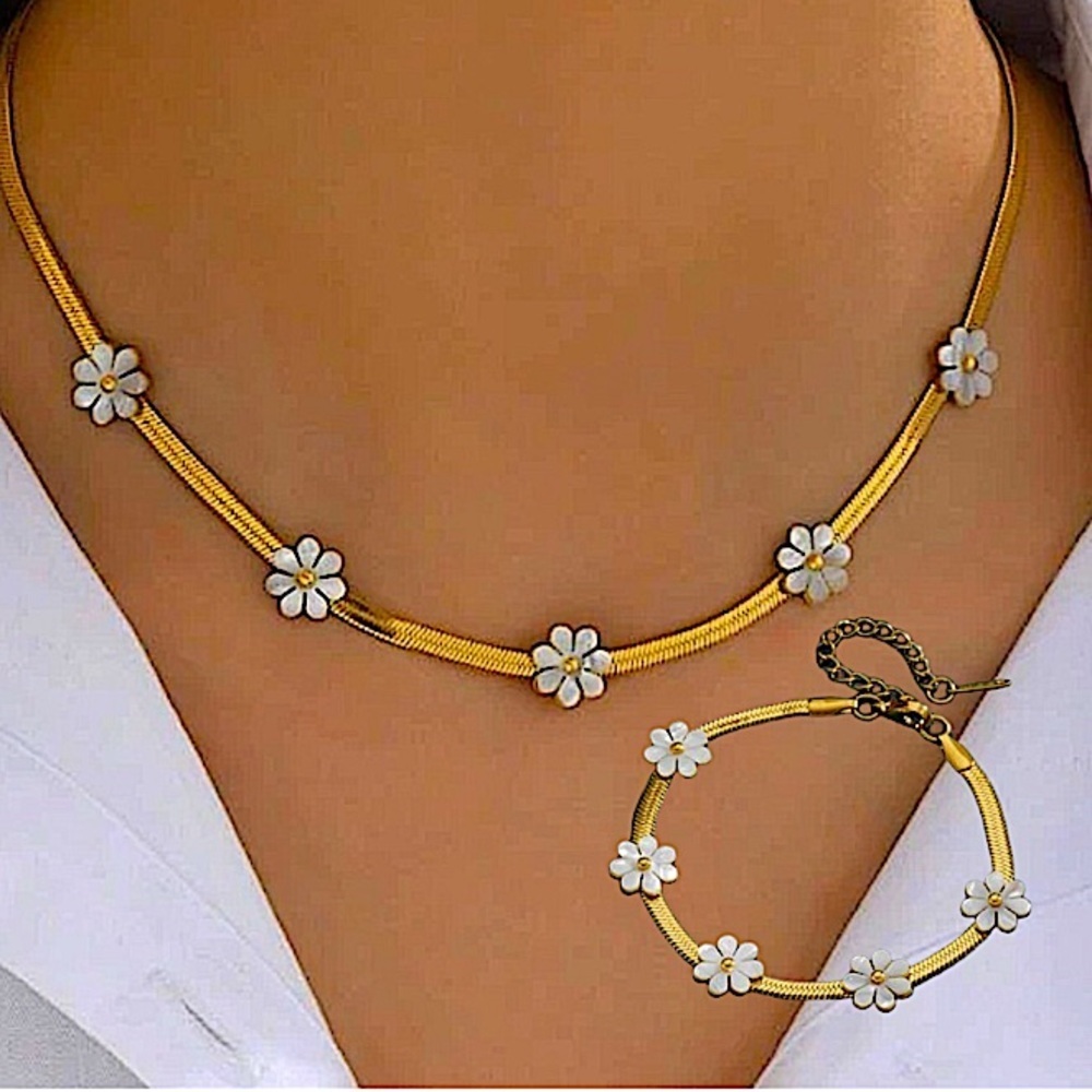 Stainless Steel Gold Daisy Herringbone Necklace Bracelet Set Floral Jewelry